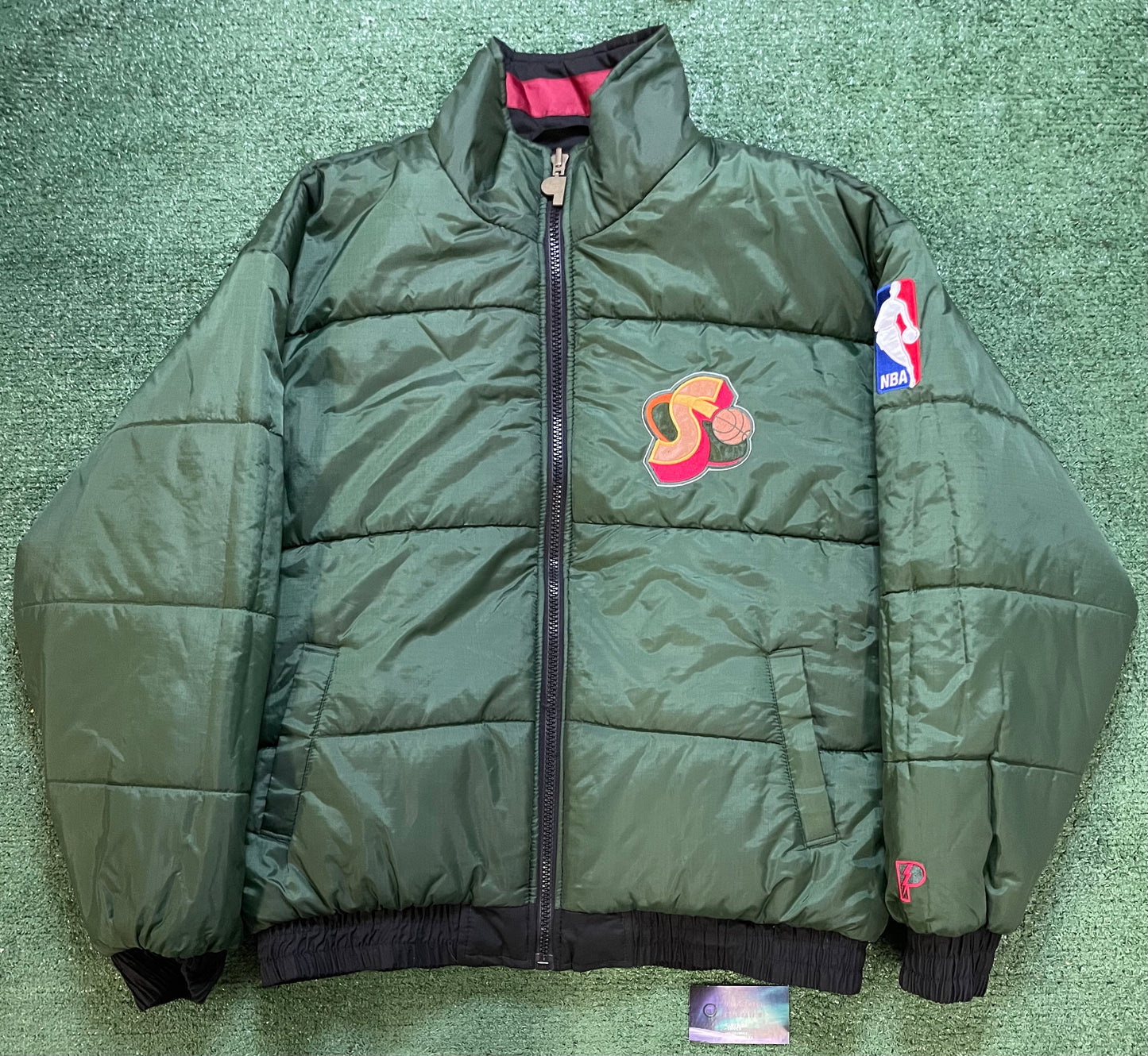 Vintage 1990s Seattle Sonics reversible pro player jacket