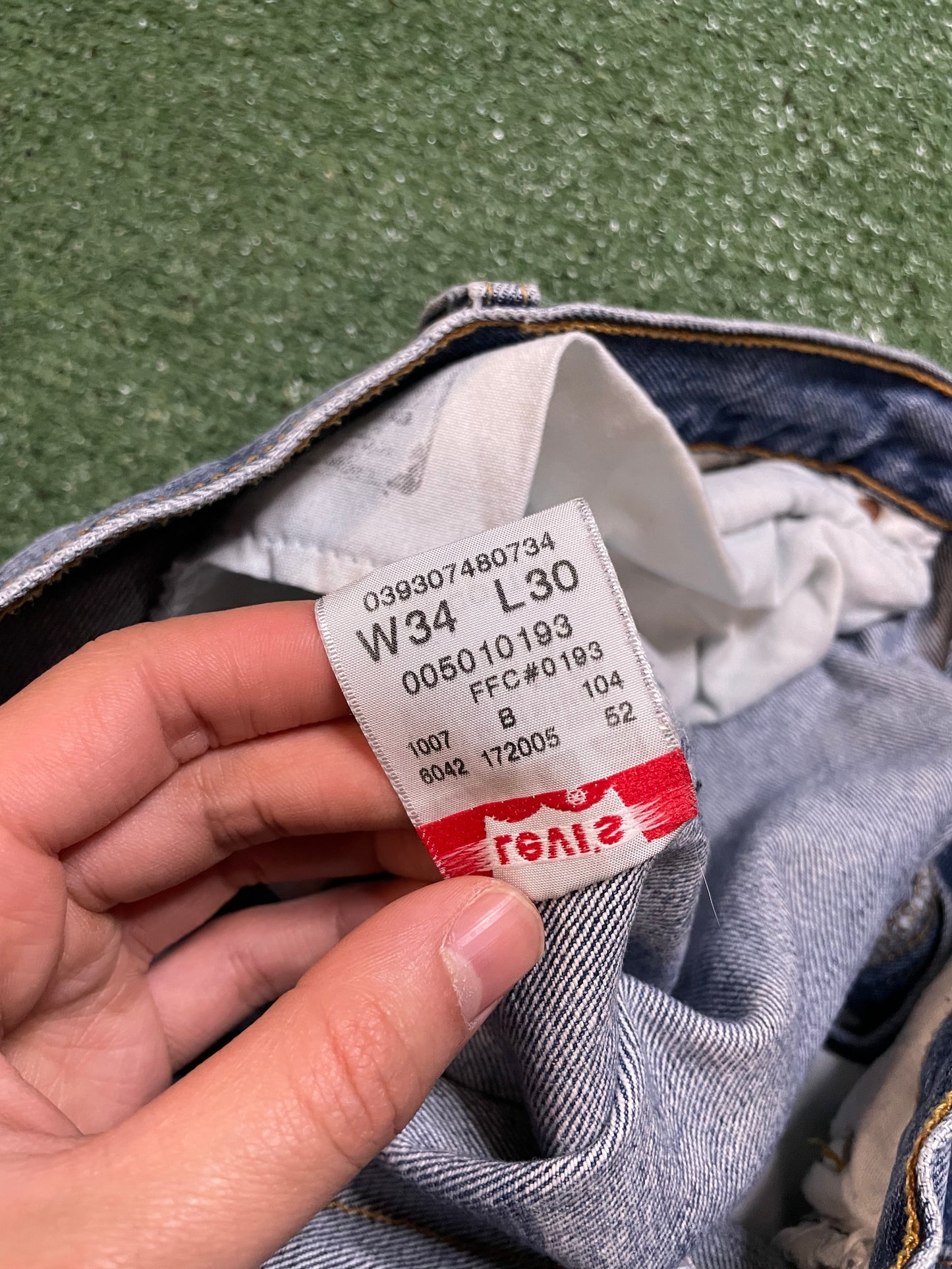 Vintage Levi 501 light wash jeans