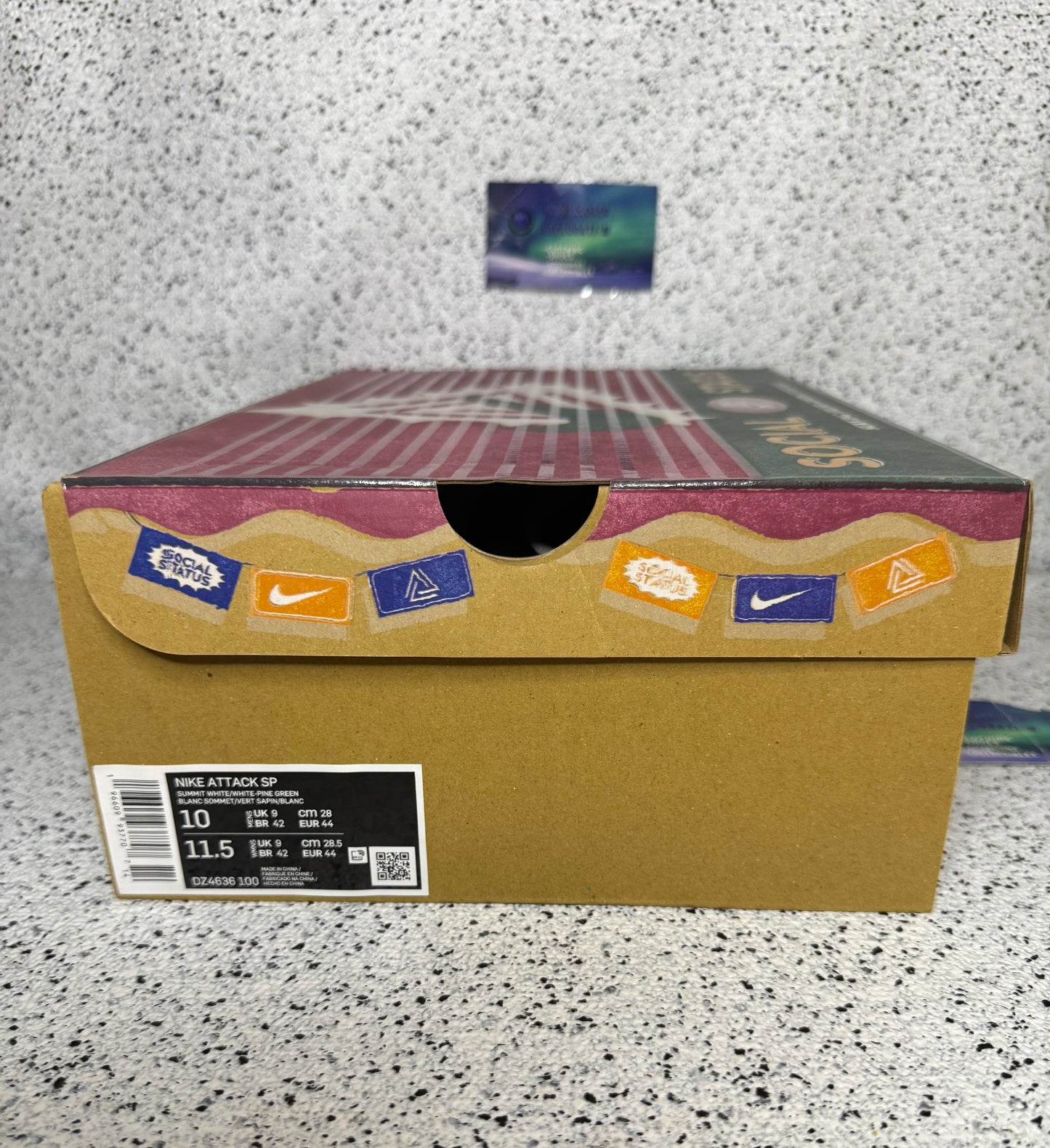 Nike Mac Attack Social Status Status Symbol 10 Men/11.5 Women “Preowned”