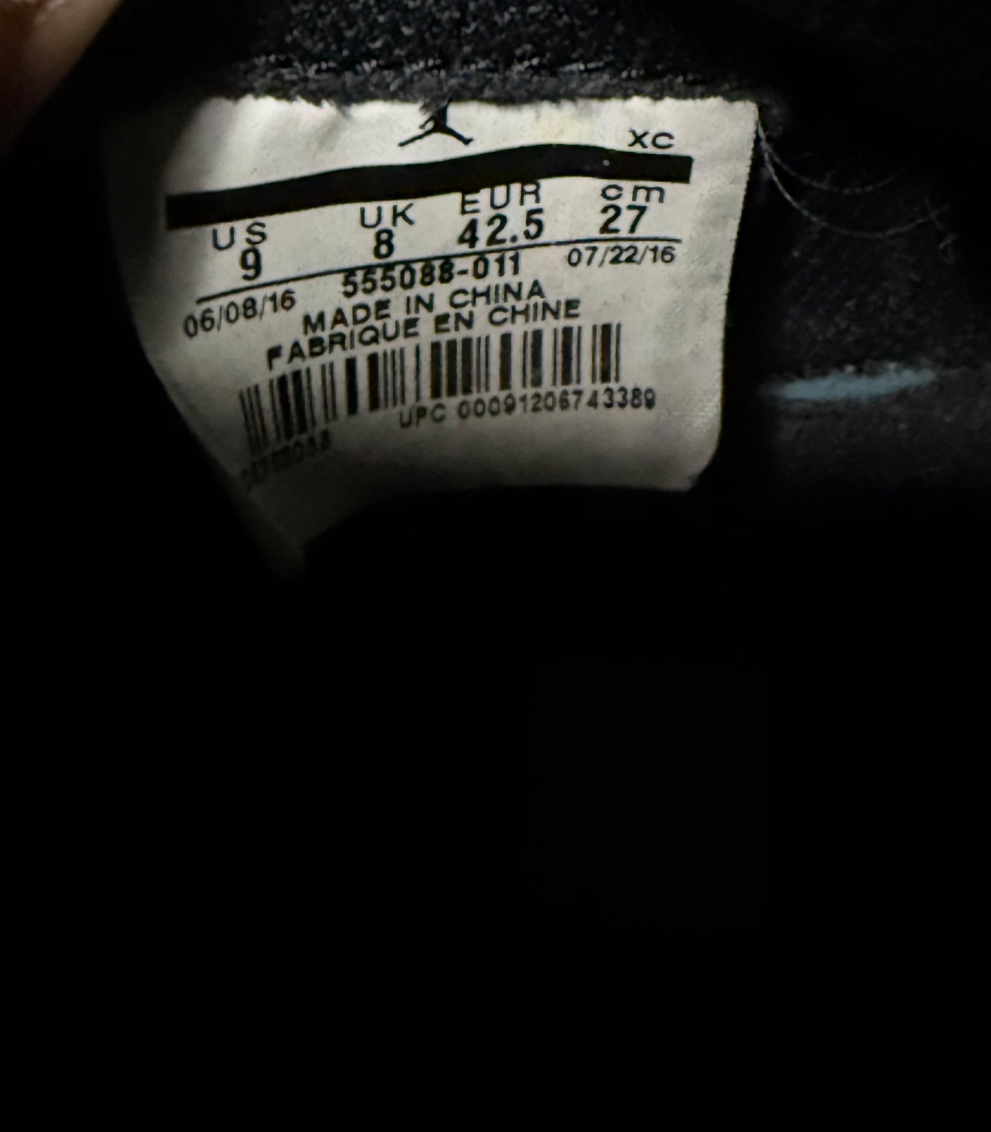 Jordan 1 Ying Yang 9 Men/10.5 Women “Preowned”