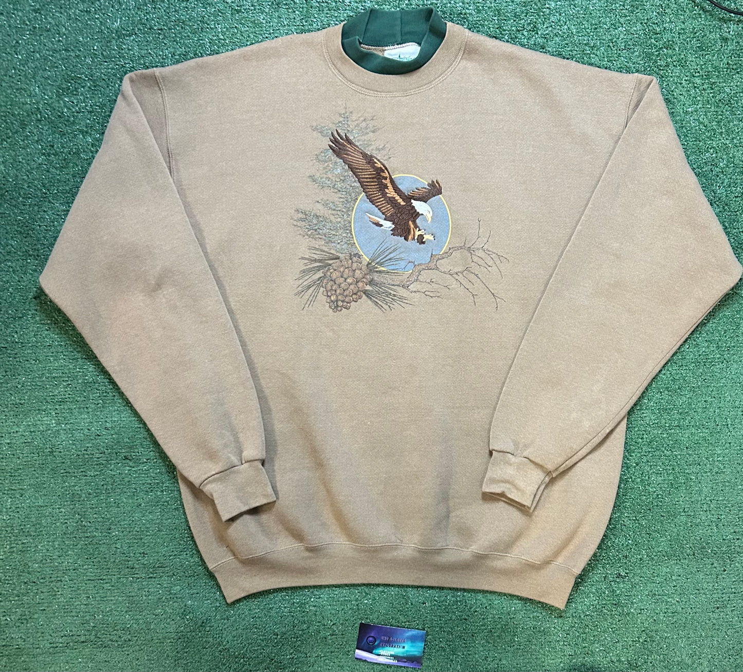 Vintage 1990s Eagle embroidered nature crewneck