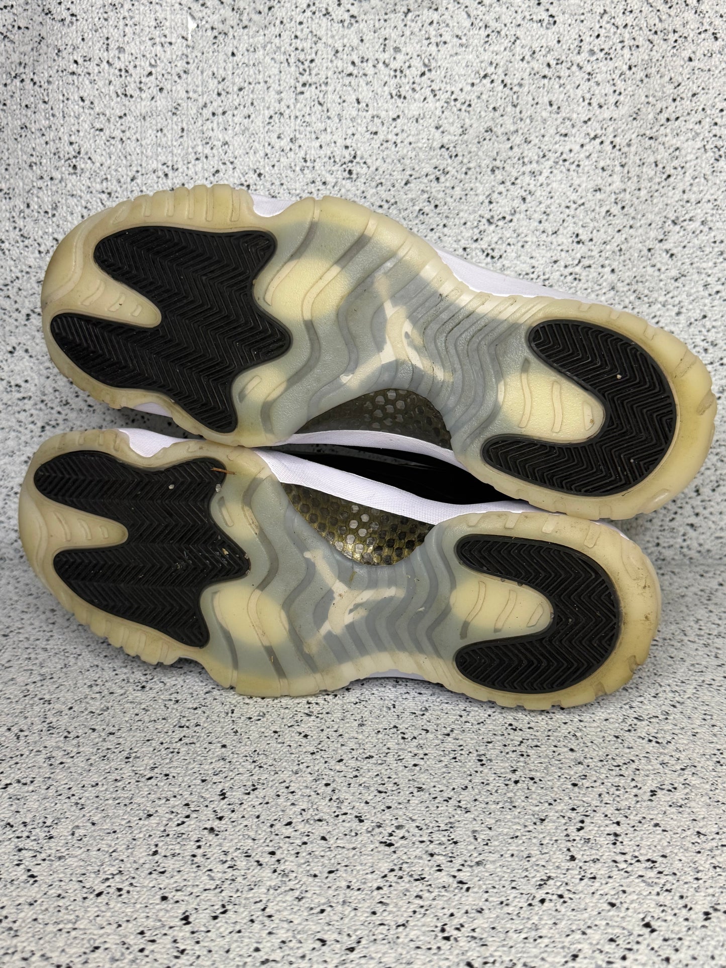 Jordan 11 DMP Gratitude 11.5 Men/13 Women “Preowned”