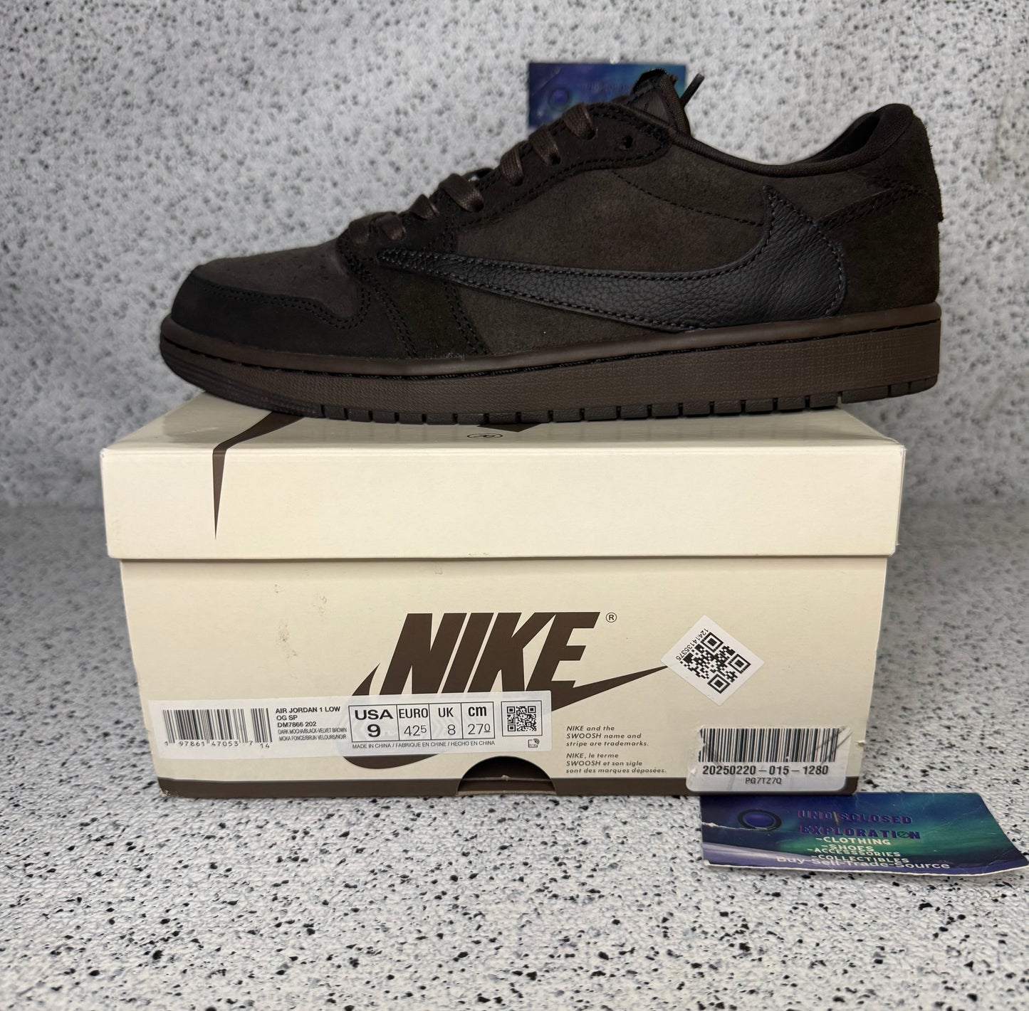 Jordan 1 Travis Scott Velvet 9 Men/10.5 Women “Preowned”