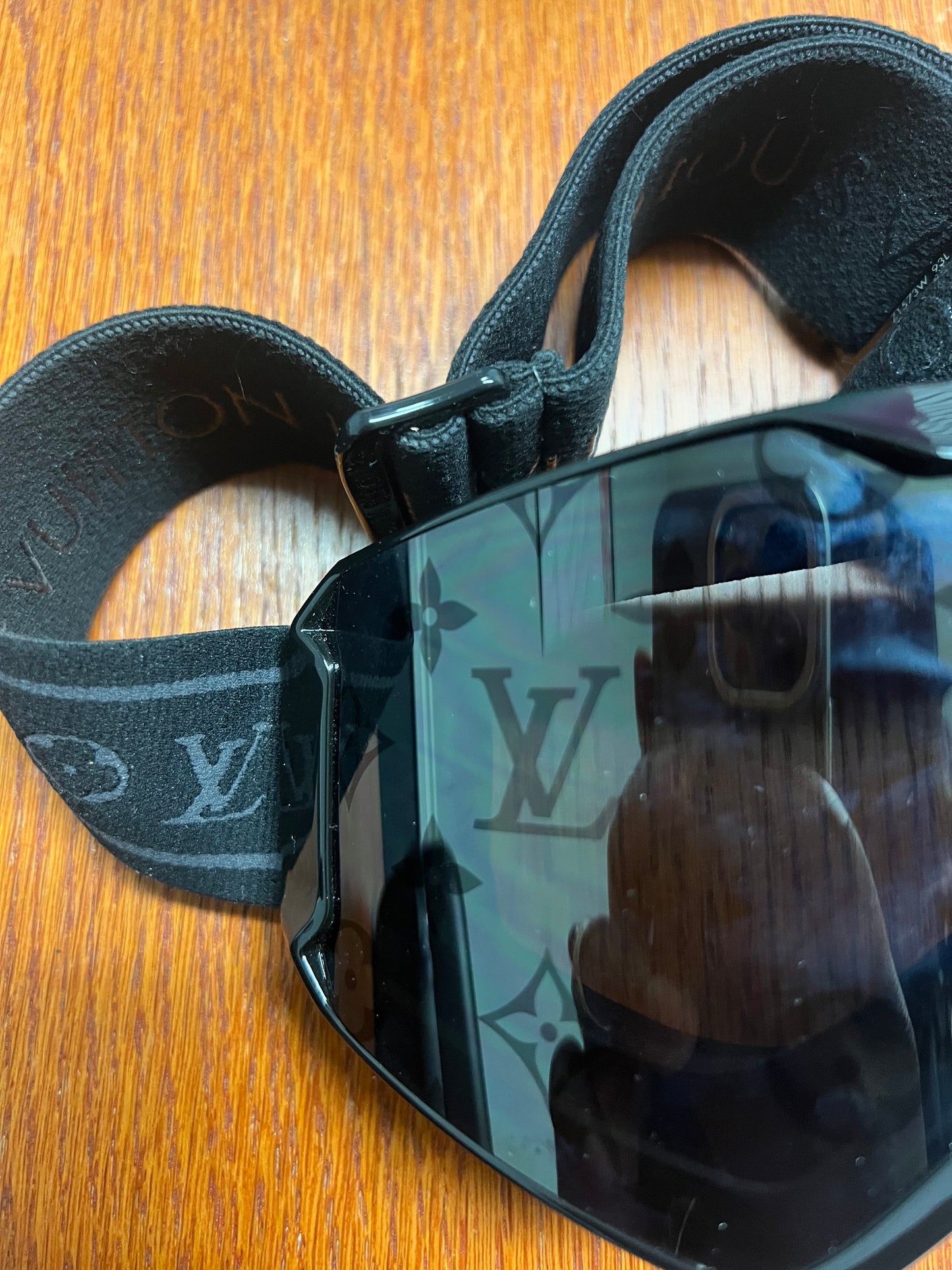 Louis Vuitton LV snowboard ski mask goggles black