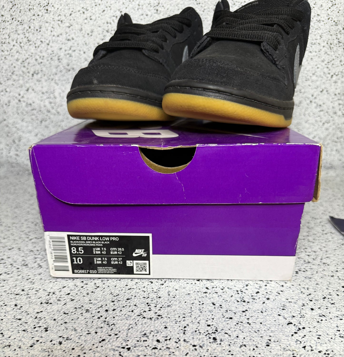 Nike Dunk SB Grey Fog 8.5 Men/10 Women “Preowned”