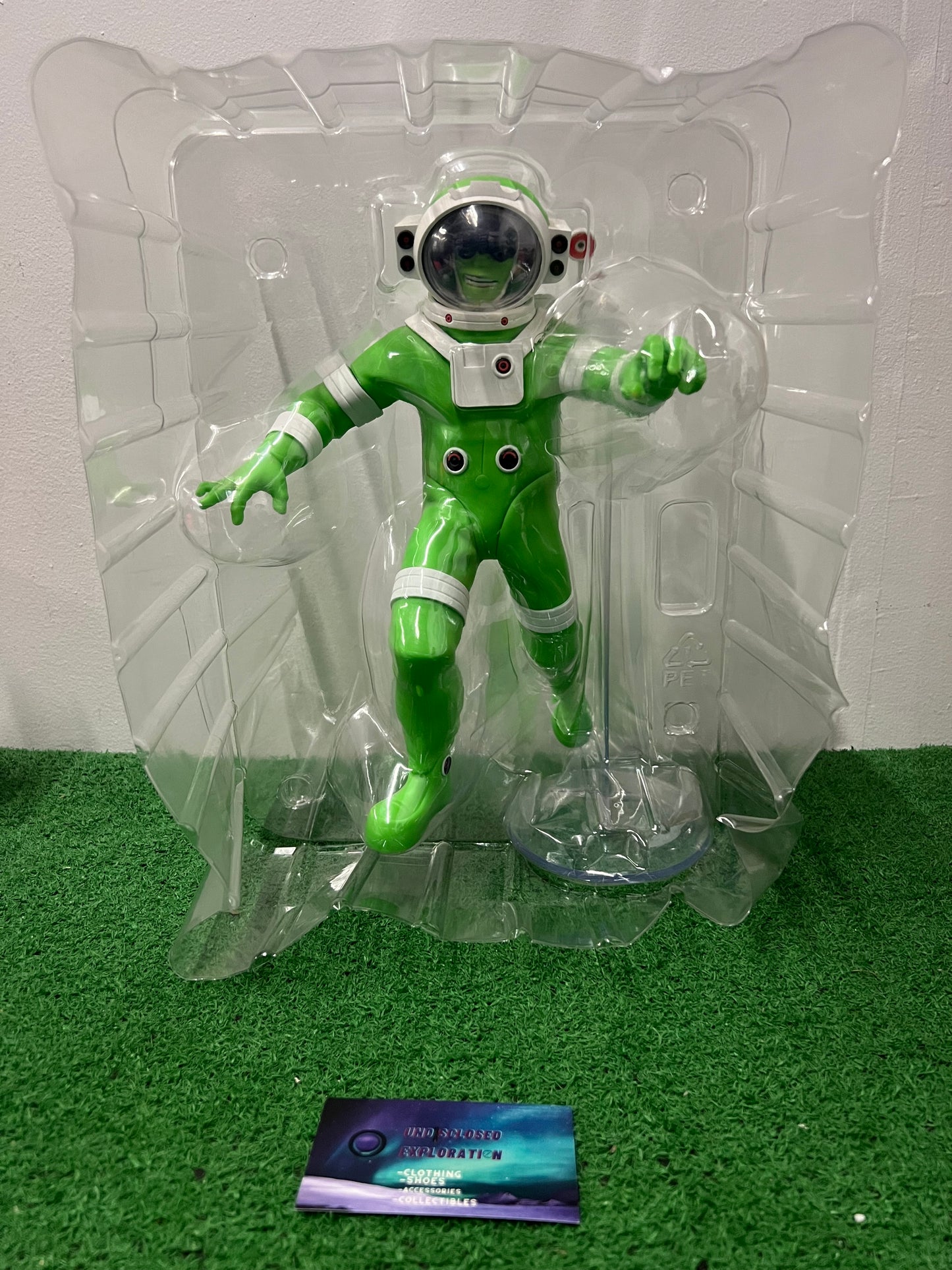 Super plastic gorillaz astronaut spacesuit set