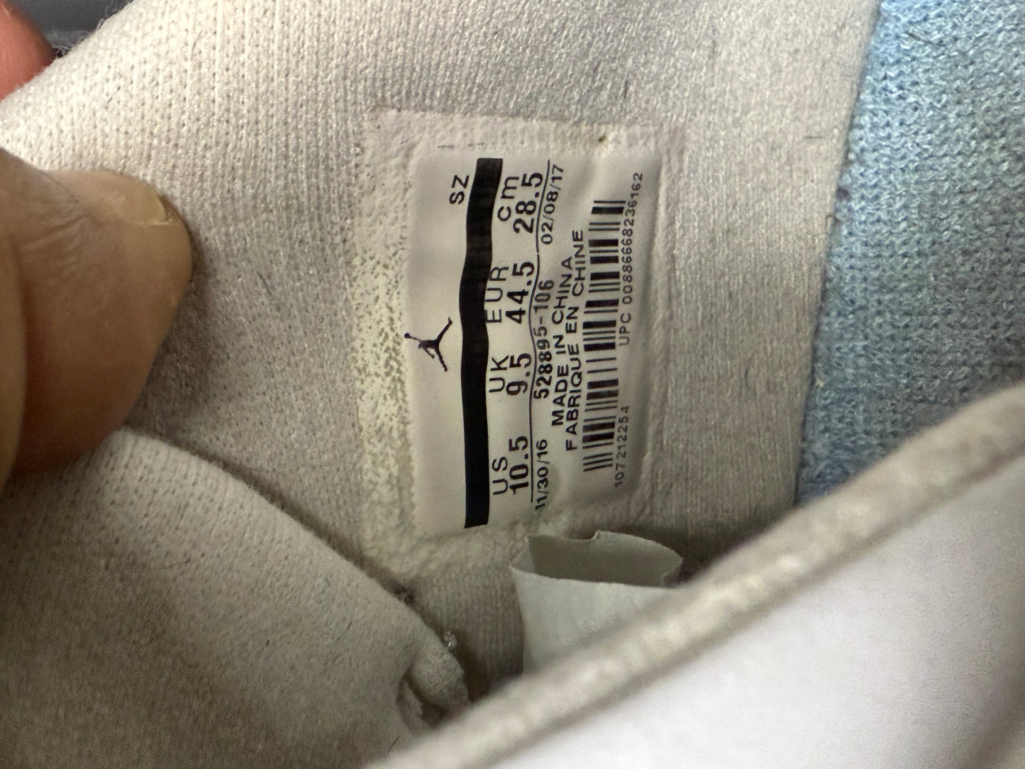 Jordan 11 Low University Blue 10.5 Men /12 Women “Preowned”