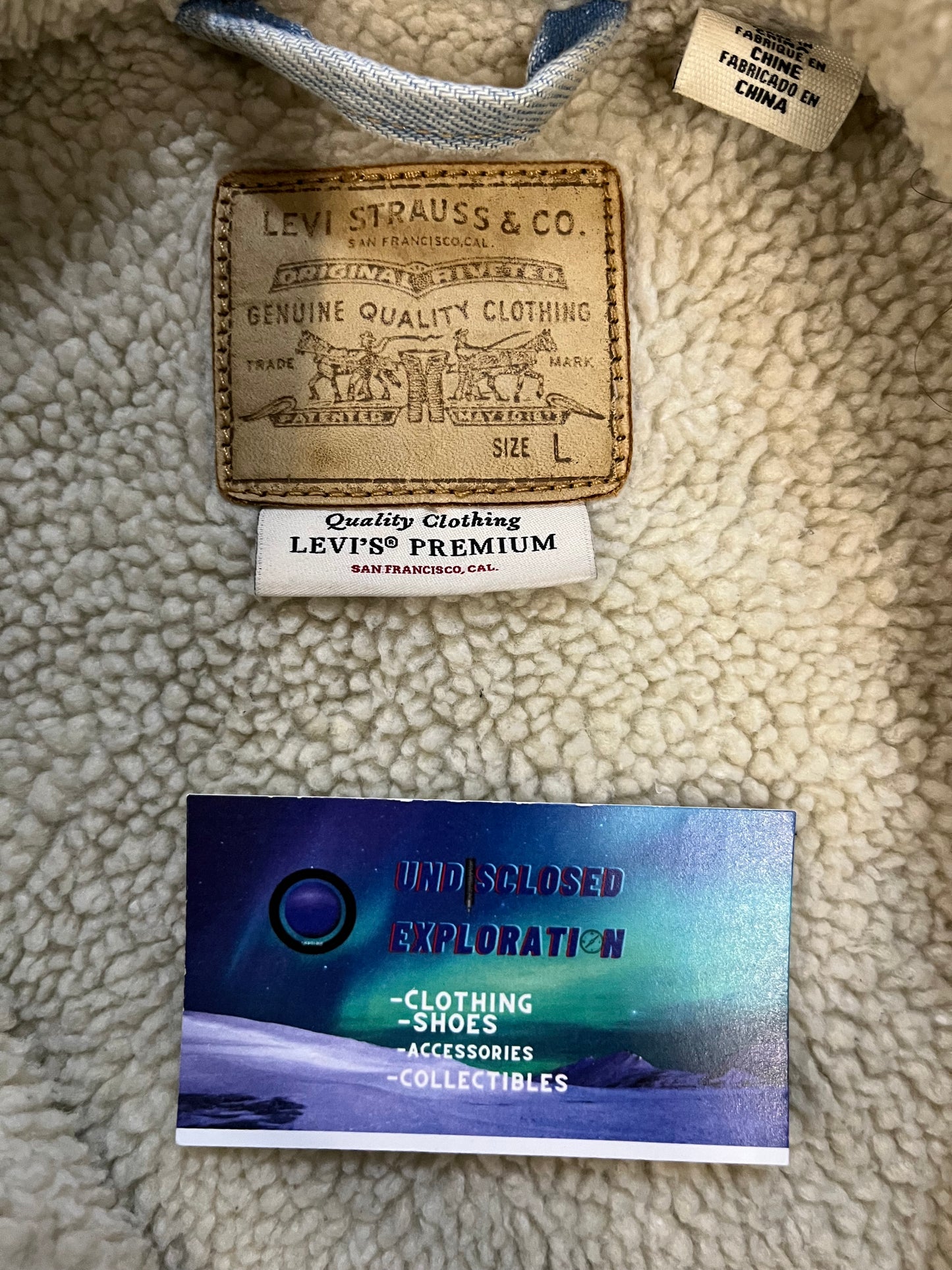 Levi premium Sherpa light wash Jean jacket