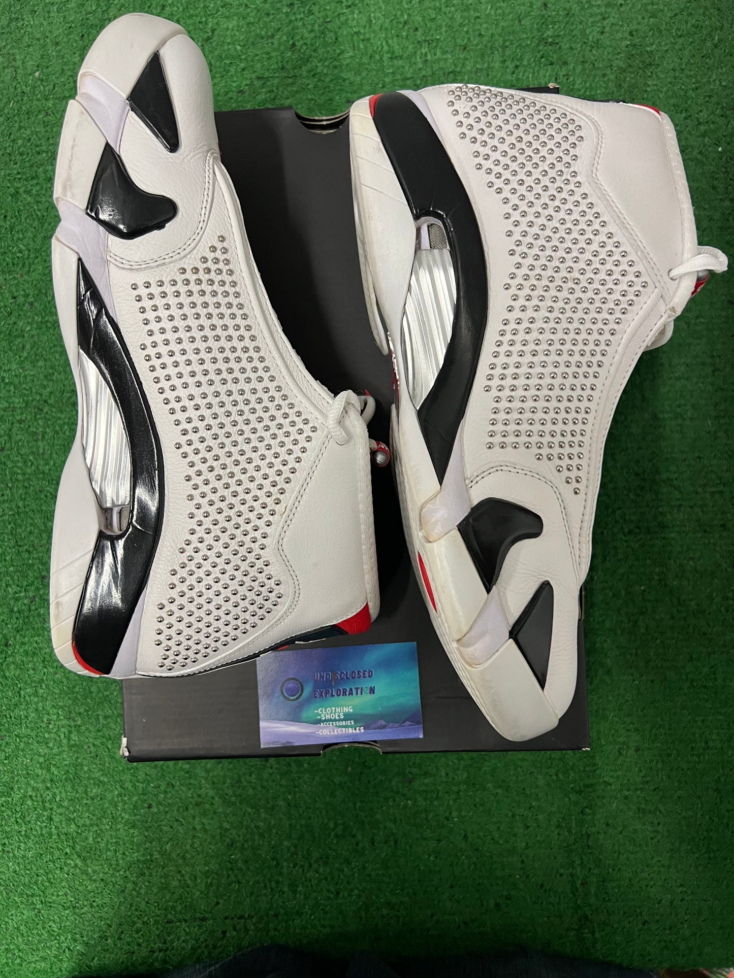 Jordan 14 X Supreme white size 10.5men/12women