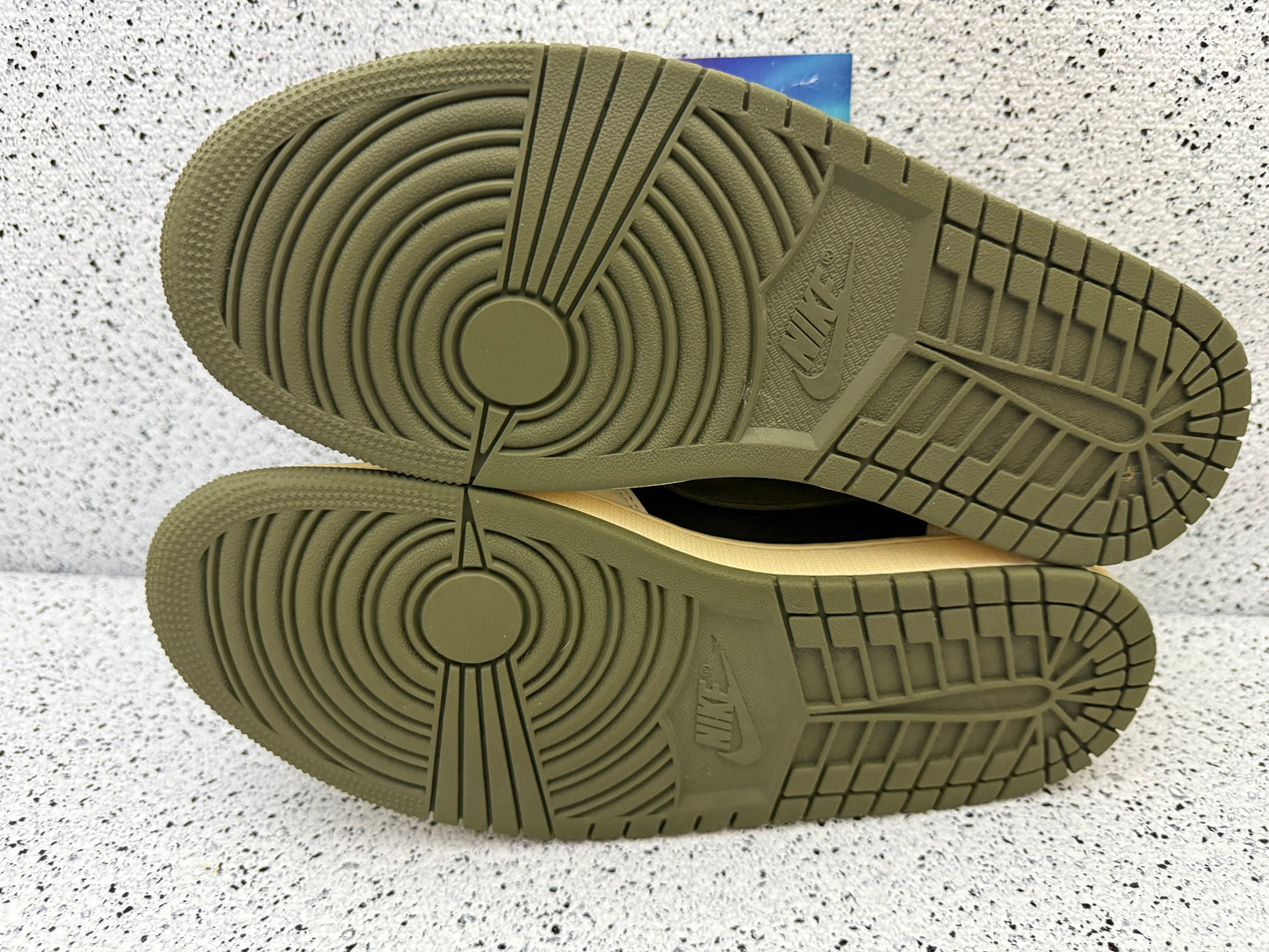 Jordan 1 Low Olive Travis Scott 9.5 Men/11 Women “Preowned”