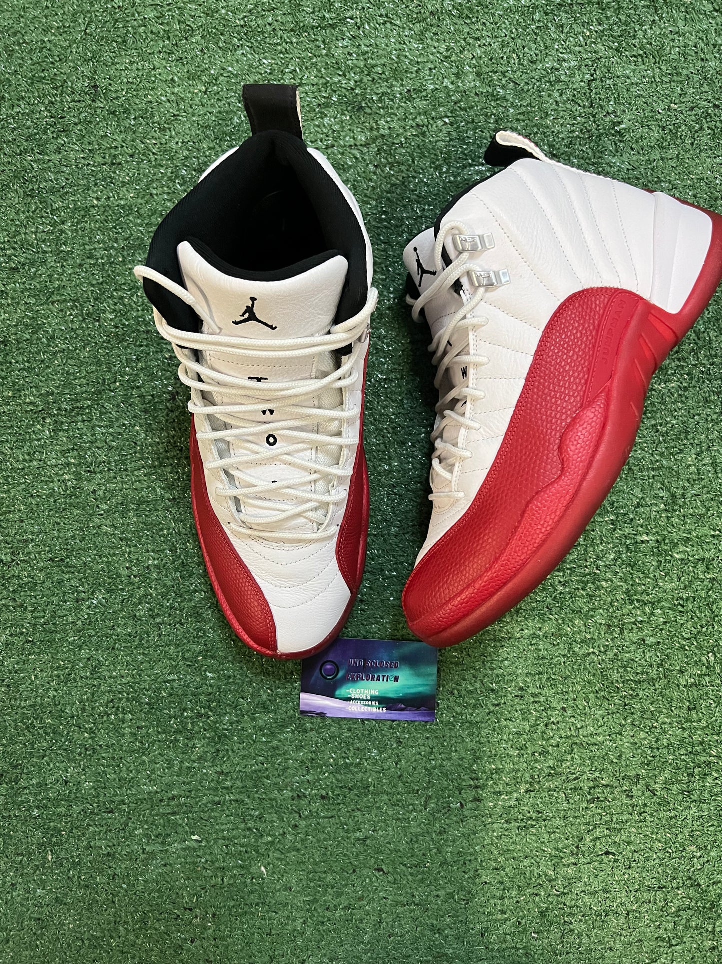 Jordan 12 cherry 2023 size 10men/11.5women