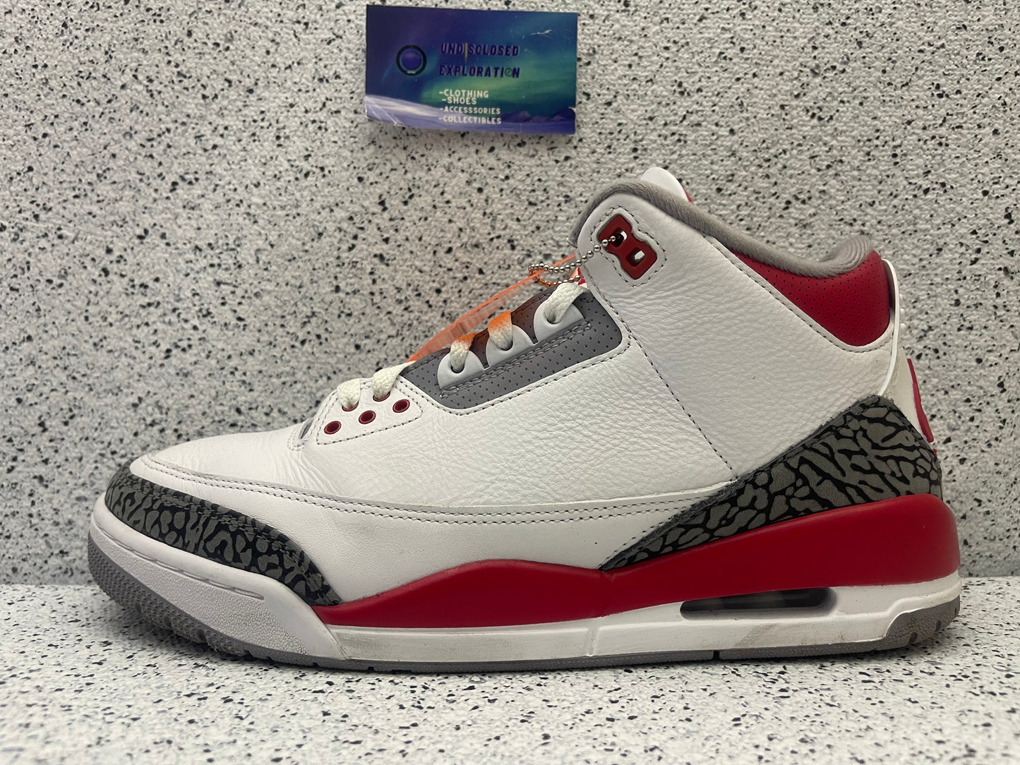Jordan 3 Fire Red 10 Men/11.5 Women “Preowned”