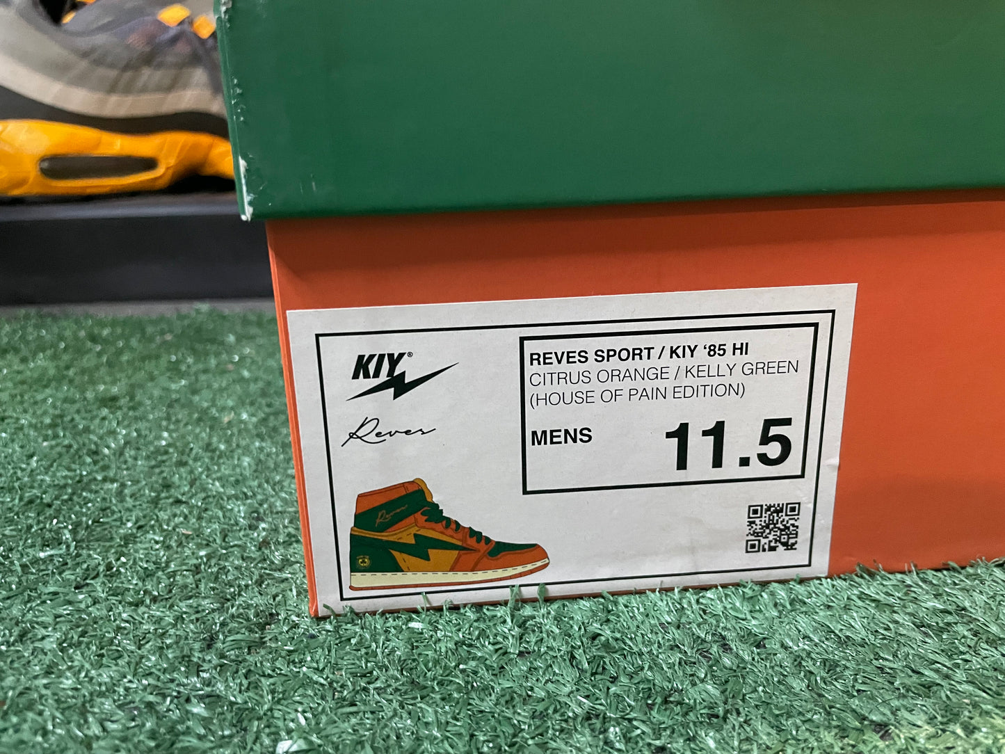 Kool kiy reves house of pain size 11.5men/13women