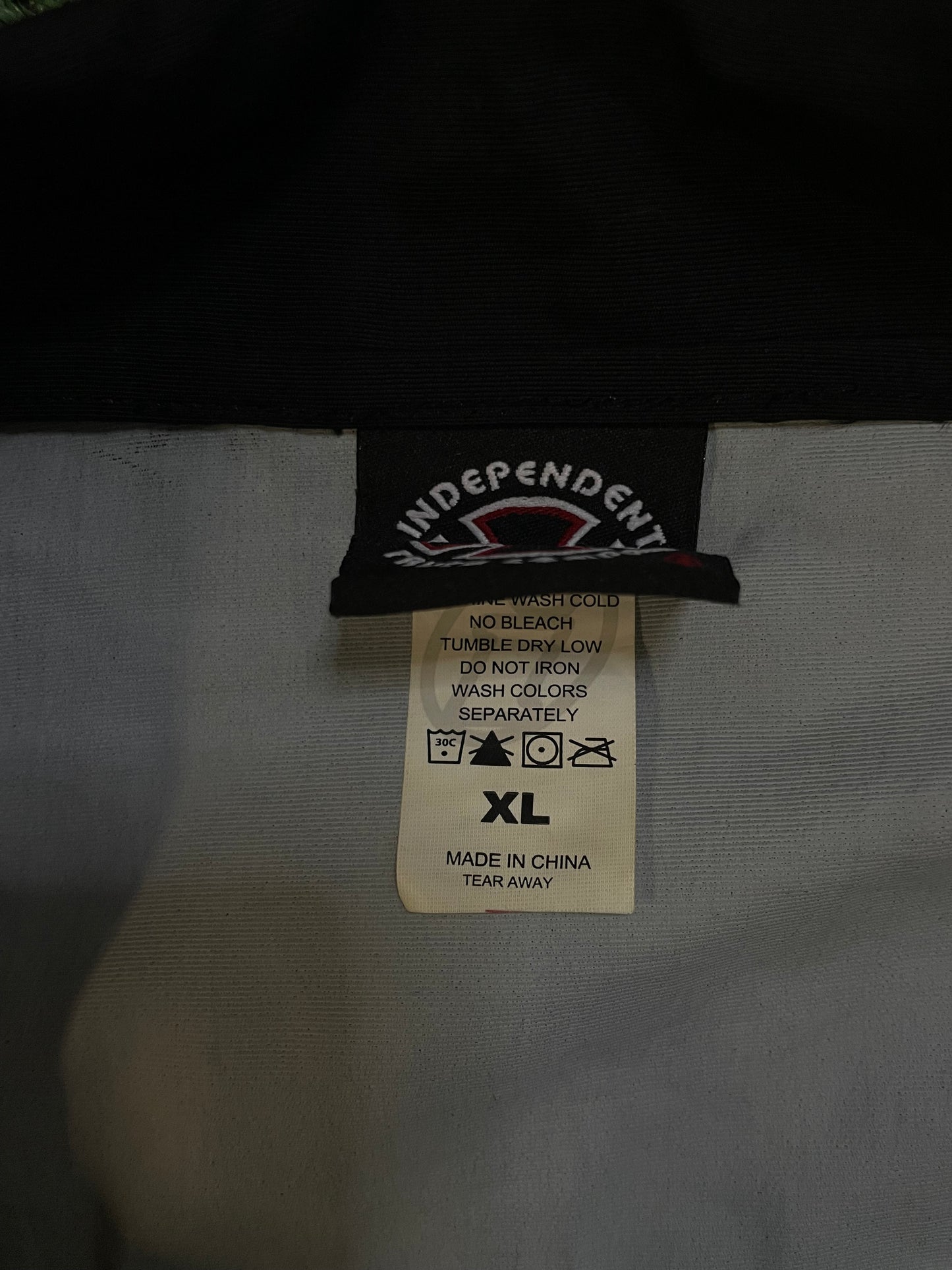 Vintage 2000s Independent truck black button up jacket