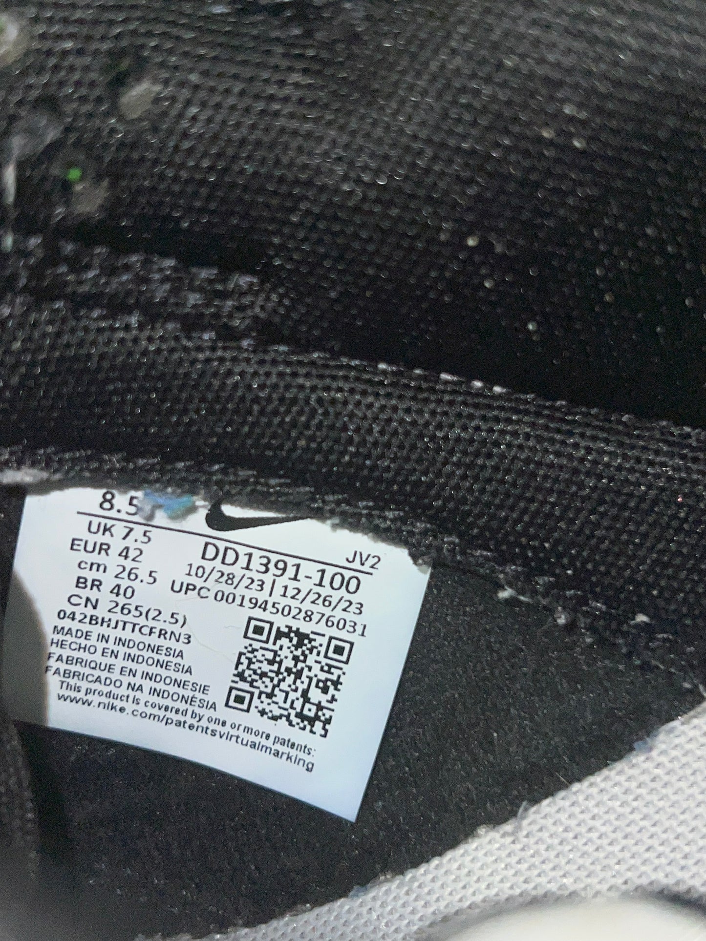 Nike dunk low panda size 8.5men/10women