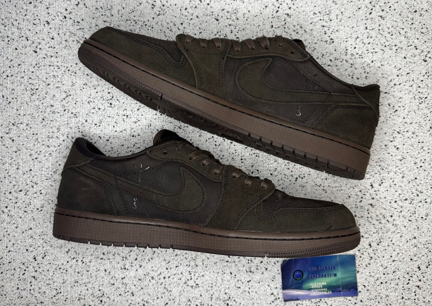 Jordan 1 Low Travis Scott Velvet 12.5 Men/14 Women “Preowned”