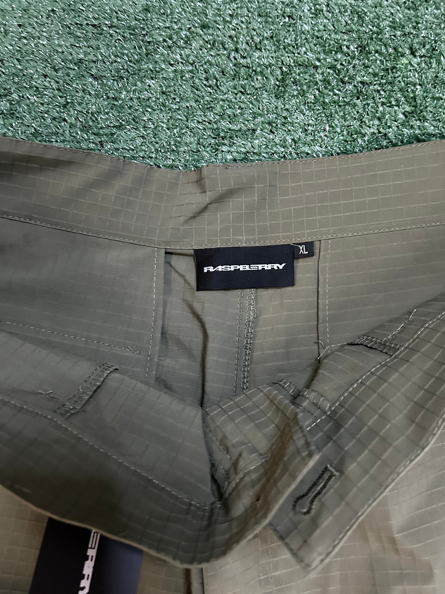 GV Gallery Raspberry hill tanker convertible cargos