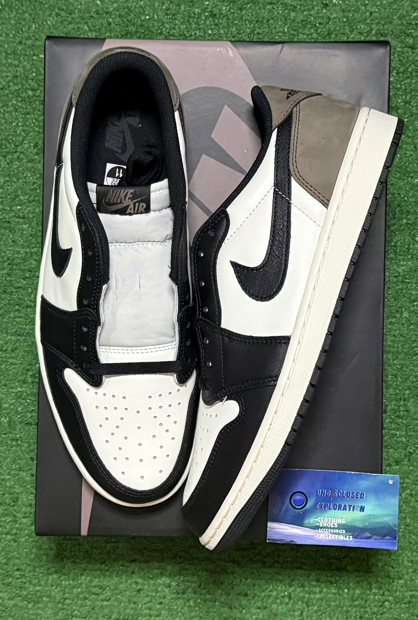 Jordan 1 Low Mocha