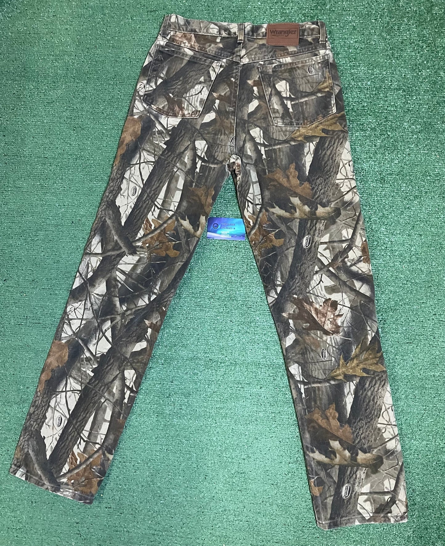 Vintage 2000s wrangler camouflage pants