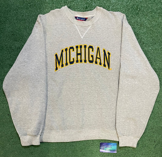 Vintage 2000s University of Michigan champion crewneck