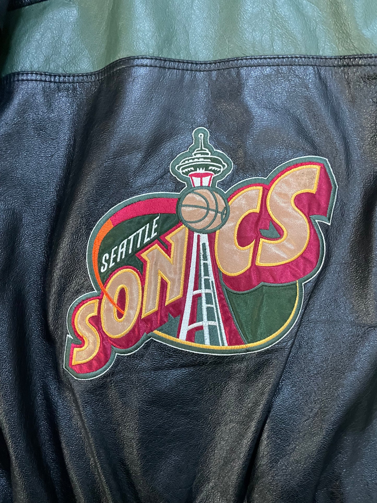 Vintage 1990s Seattle Sonics Pro player Leather Jacket