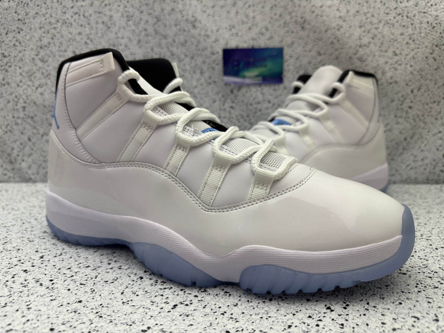 Jordan 11 Legend Blue
