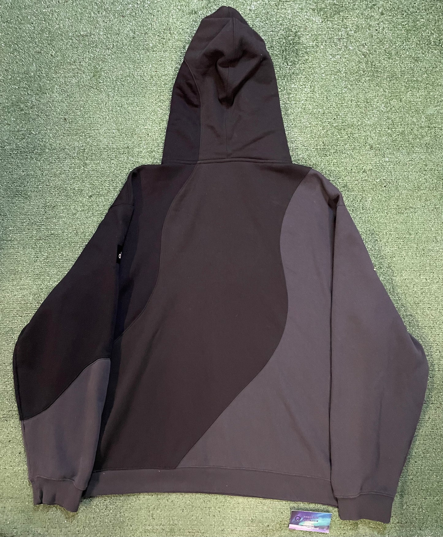 Alo make waves black and grey hoodie