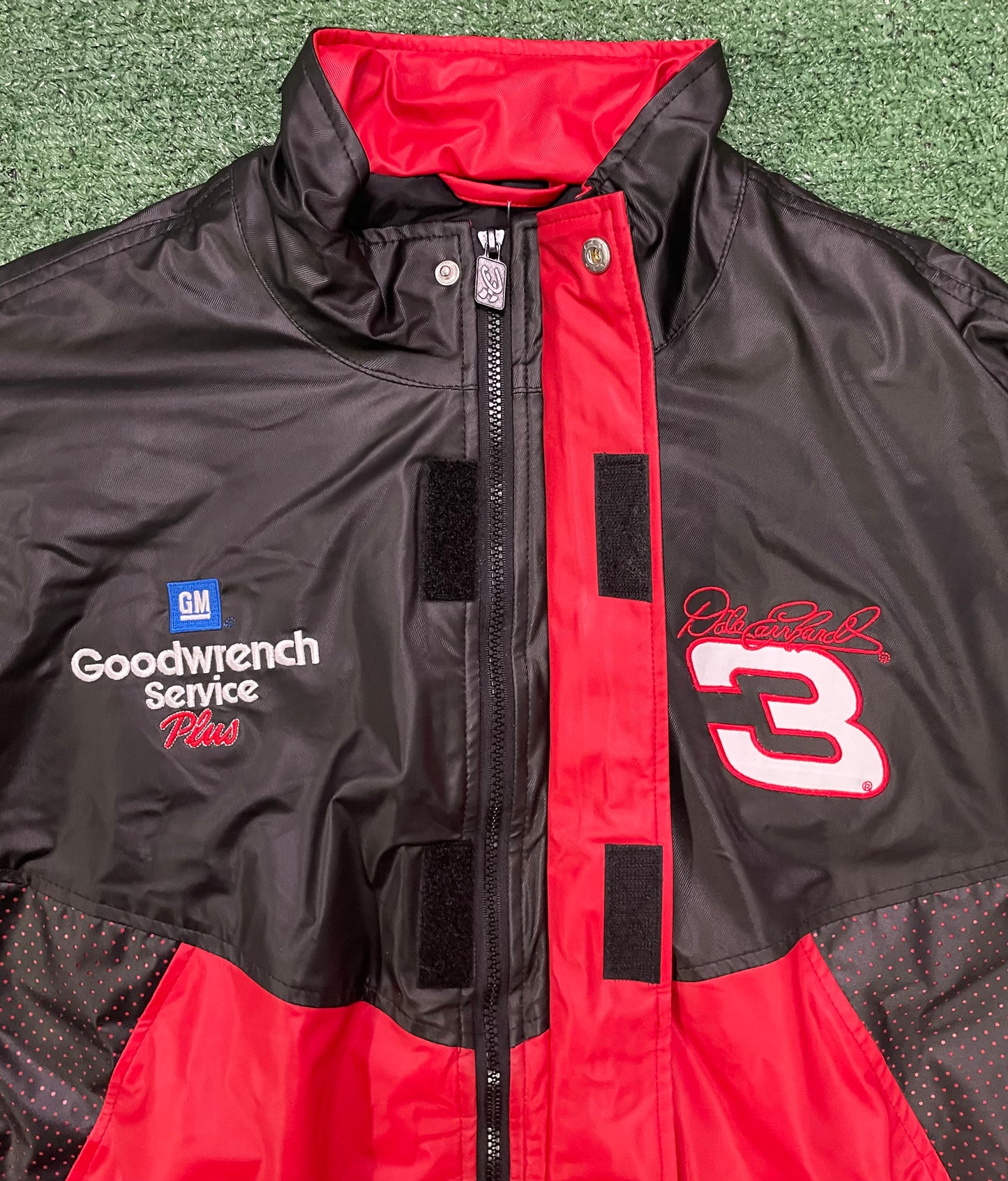 Vintage 1990s Dale Earnhardt NASCAR racing Goodwrench Service jacket