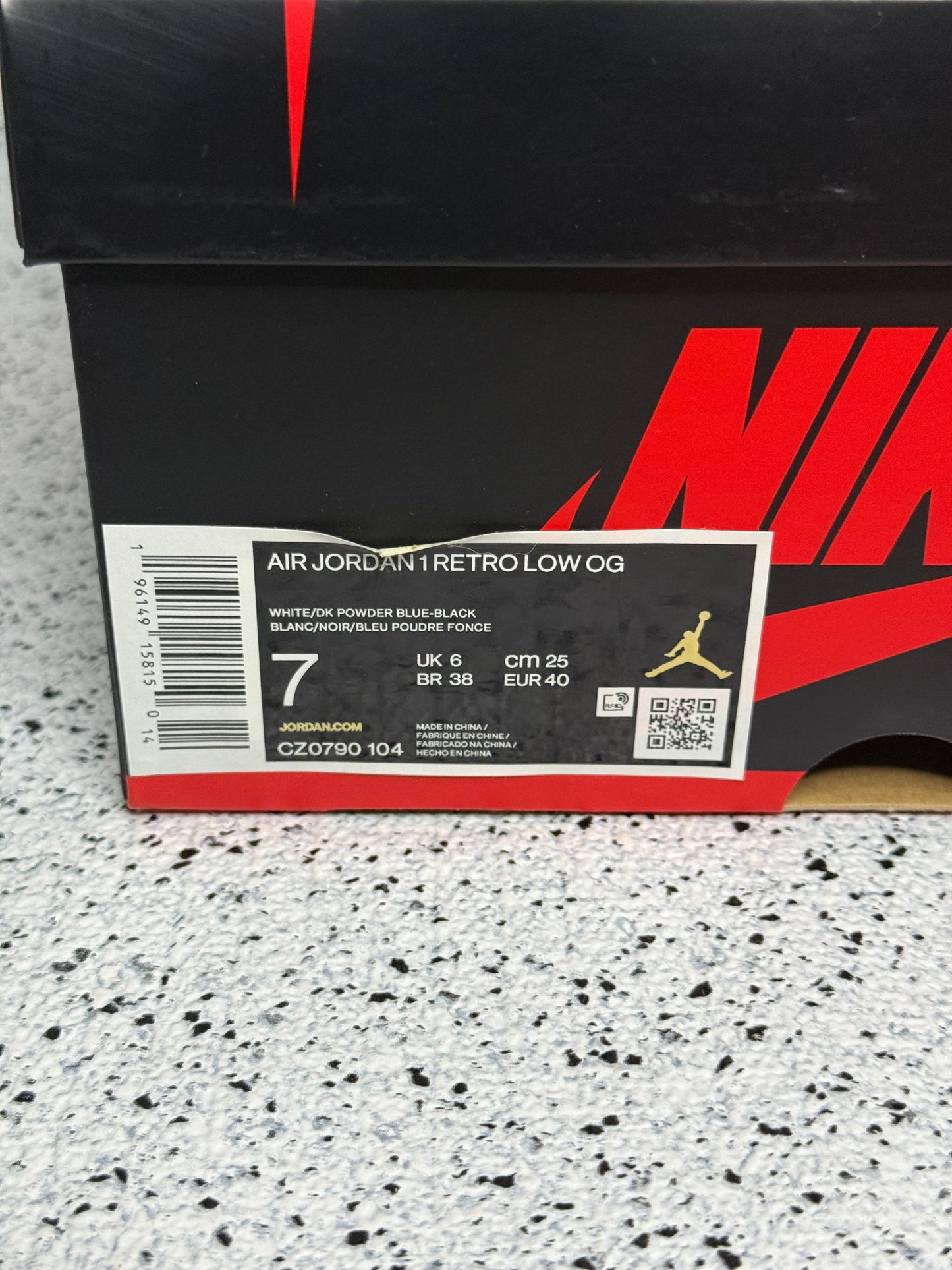 Jordan 1 Low UNC 7 Men/8.5 Women “Preowned”