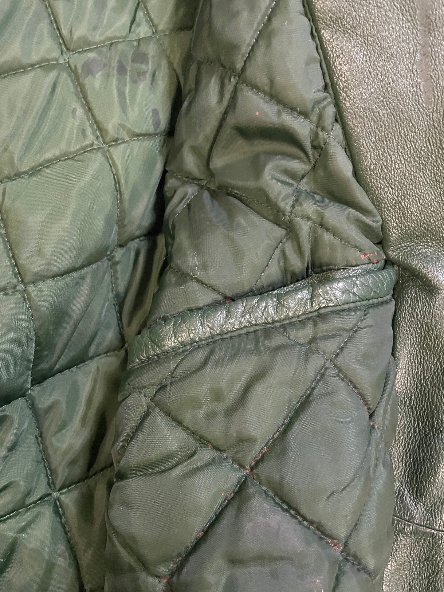 Vintage 1990s Seattle Sonics pro player leather jacket