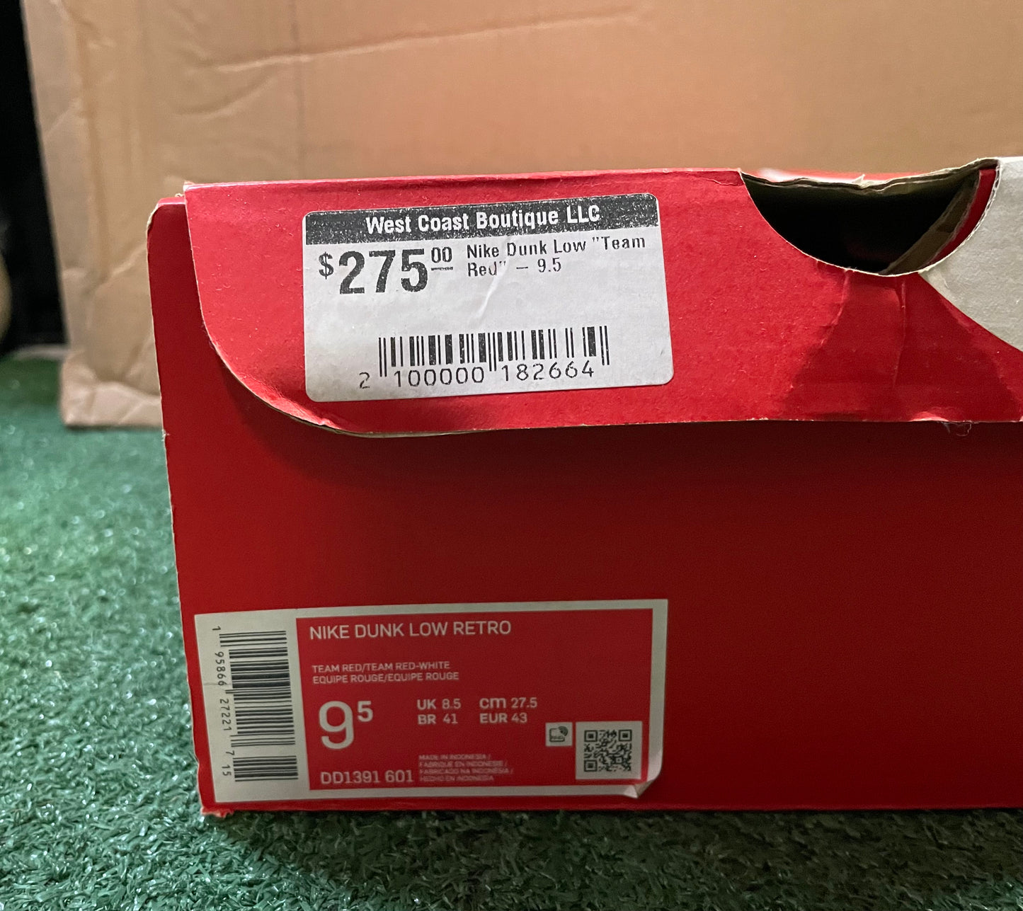 Nike Dunk Low hurricane size 9.5men/11women