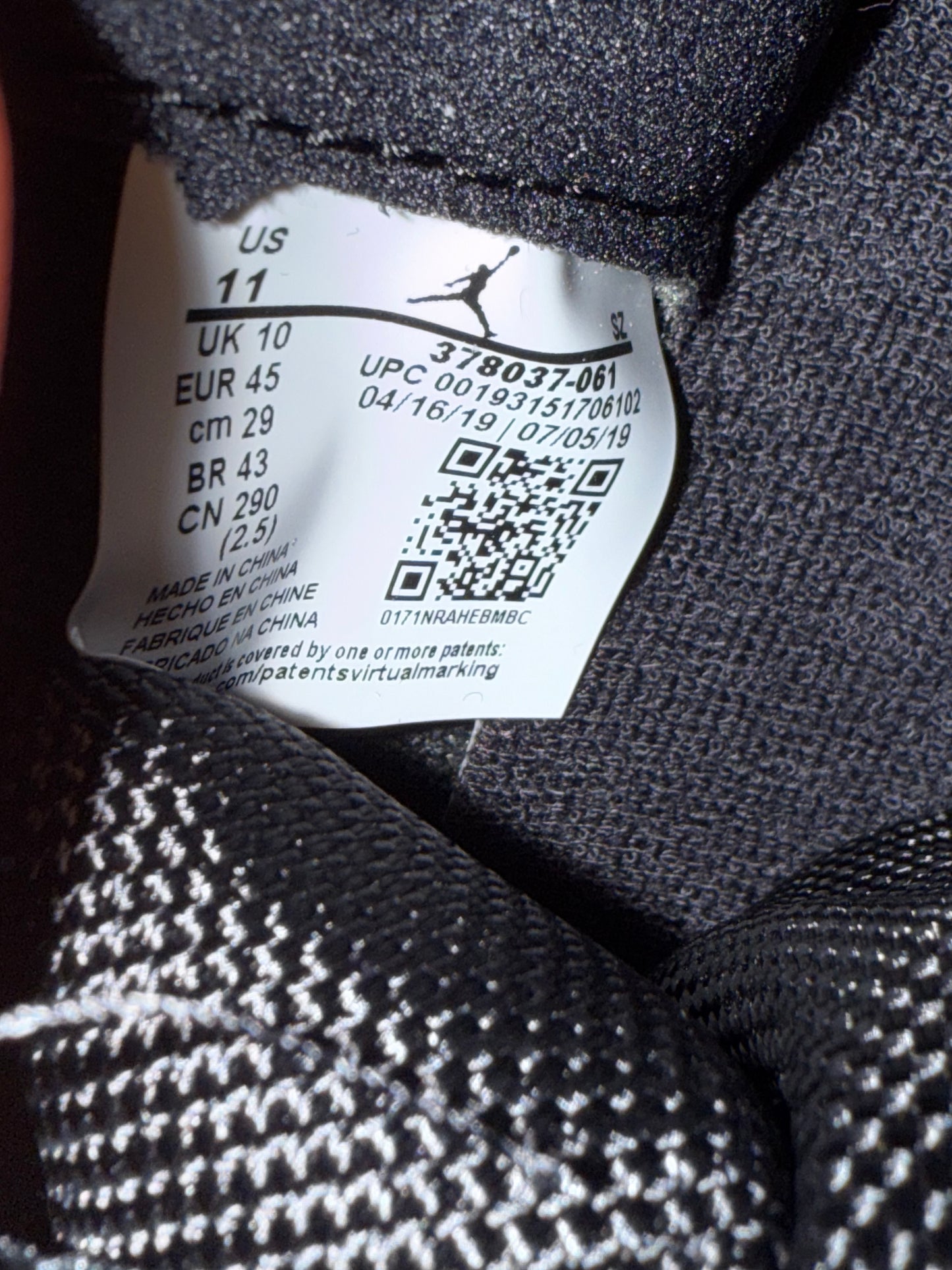 Jordan 11 Bred