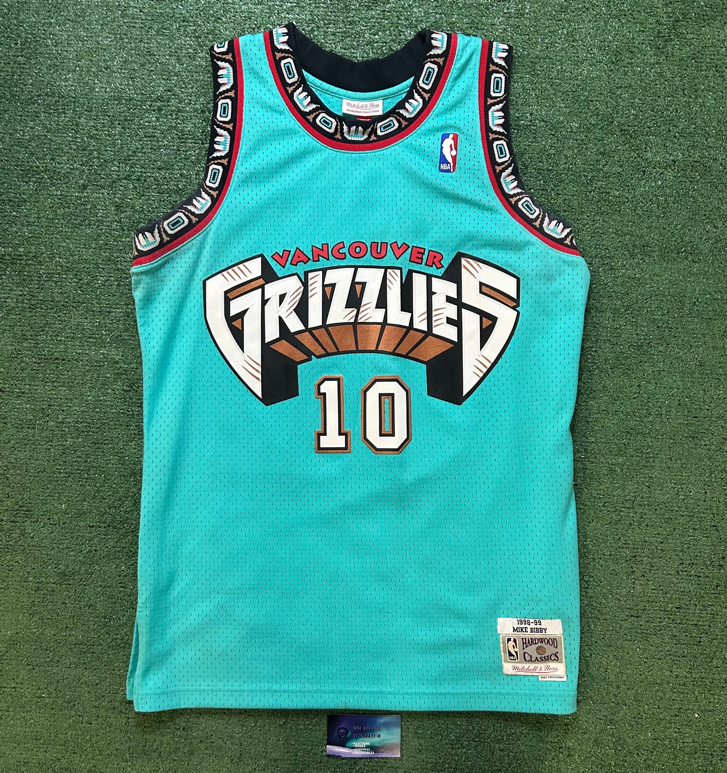 Vancouver Grizzles Mitchell and Ness Mike Bibby #10 Jersey