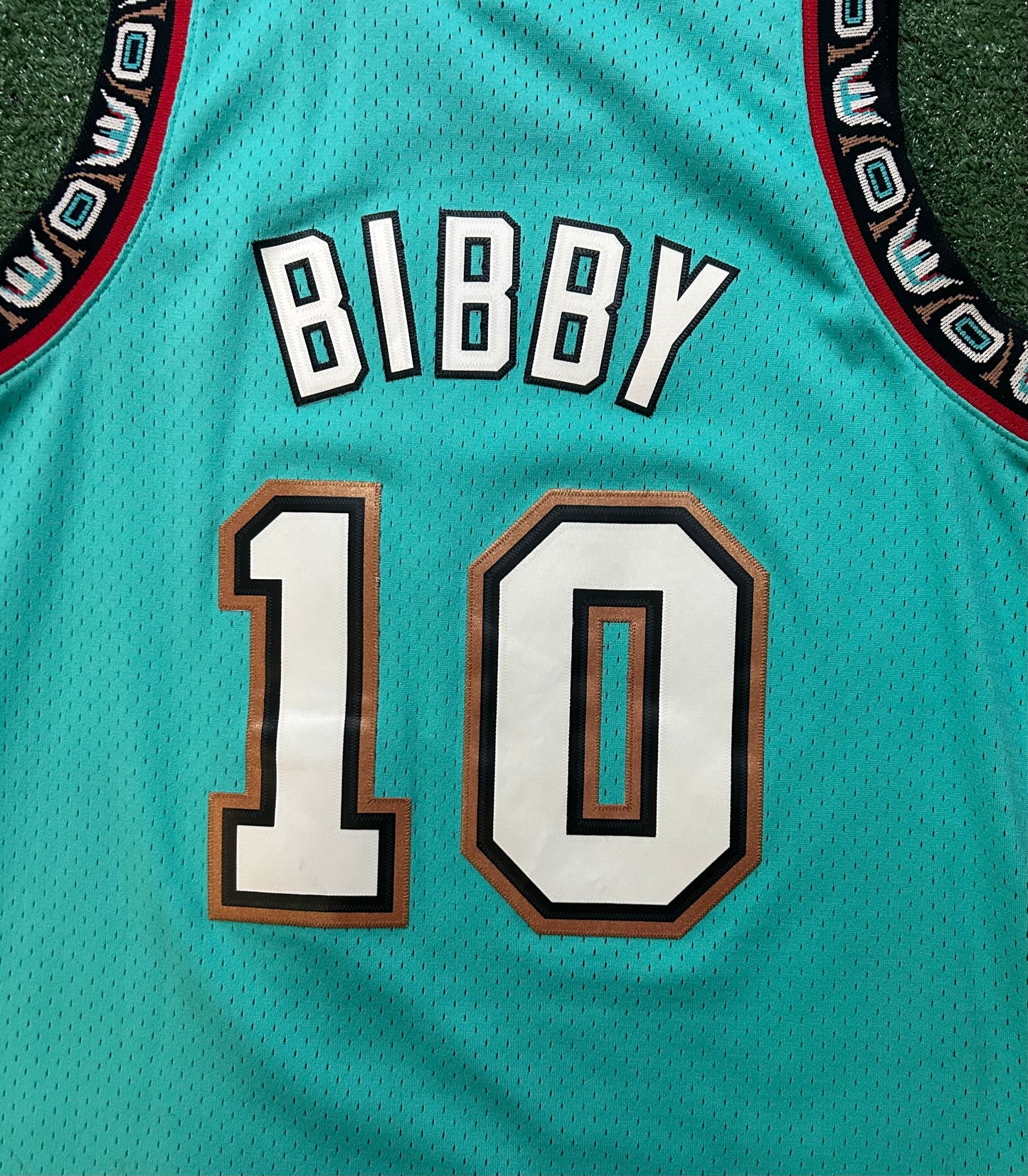 Vancouver Grizzles Mitchell and Ness Mike Bibby #10 Jersey