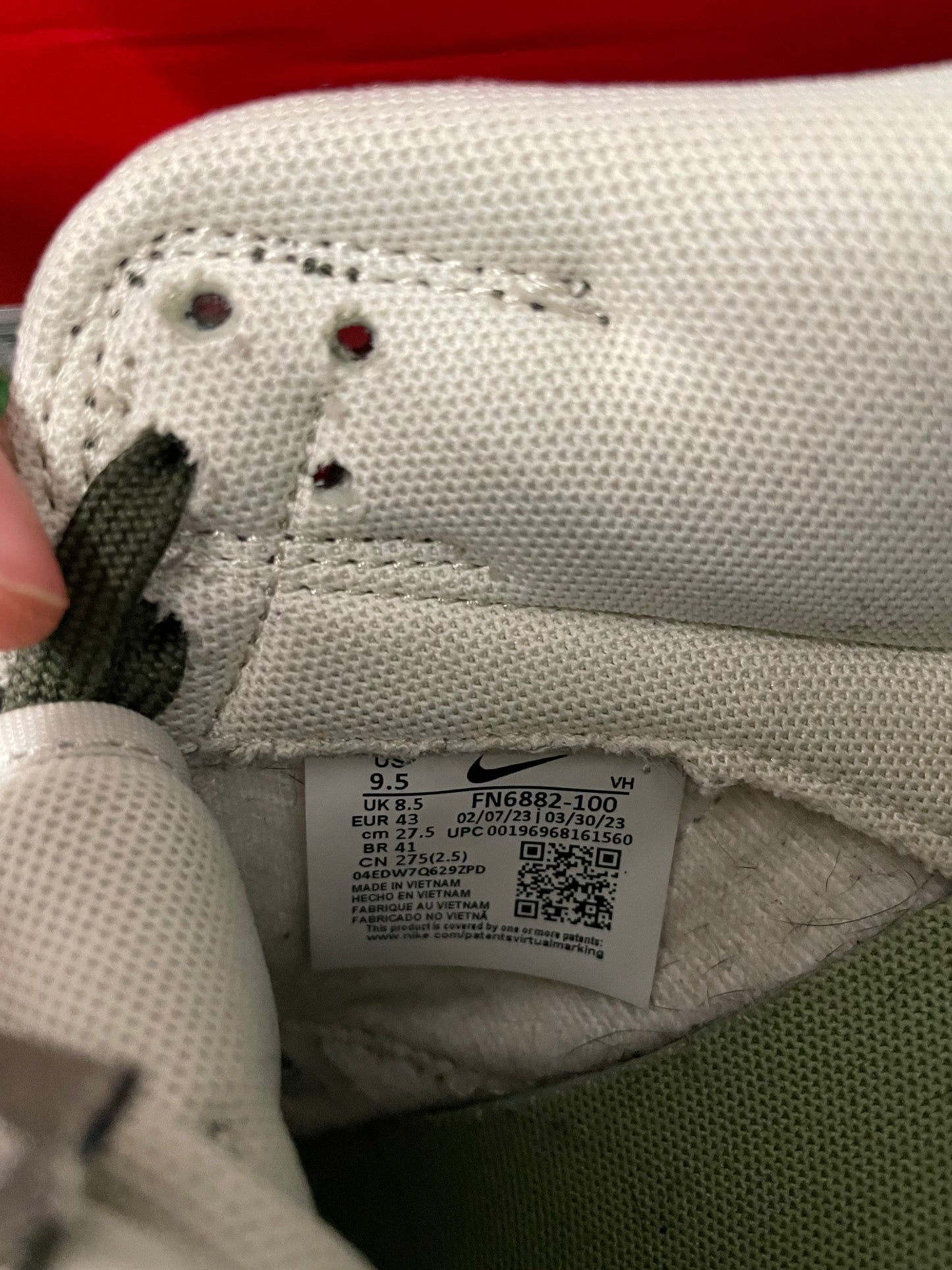 Nike Dunk low oil green size 9.5men/11women