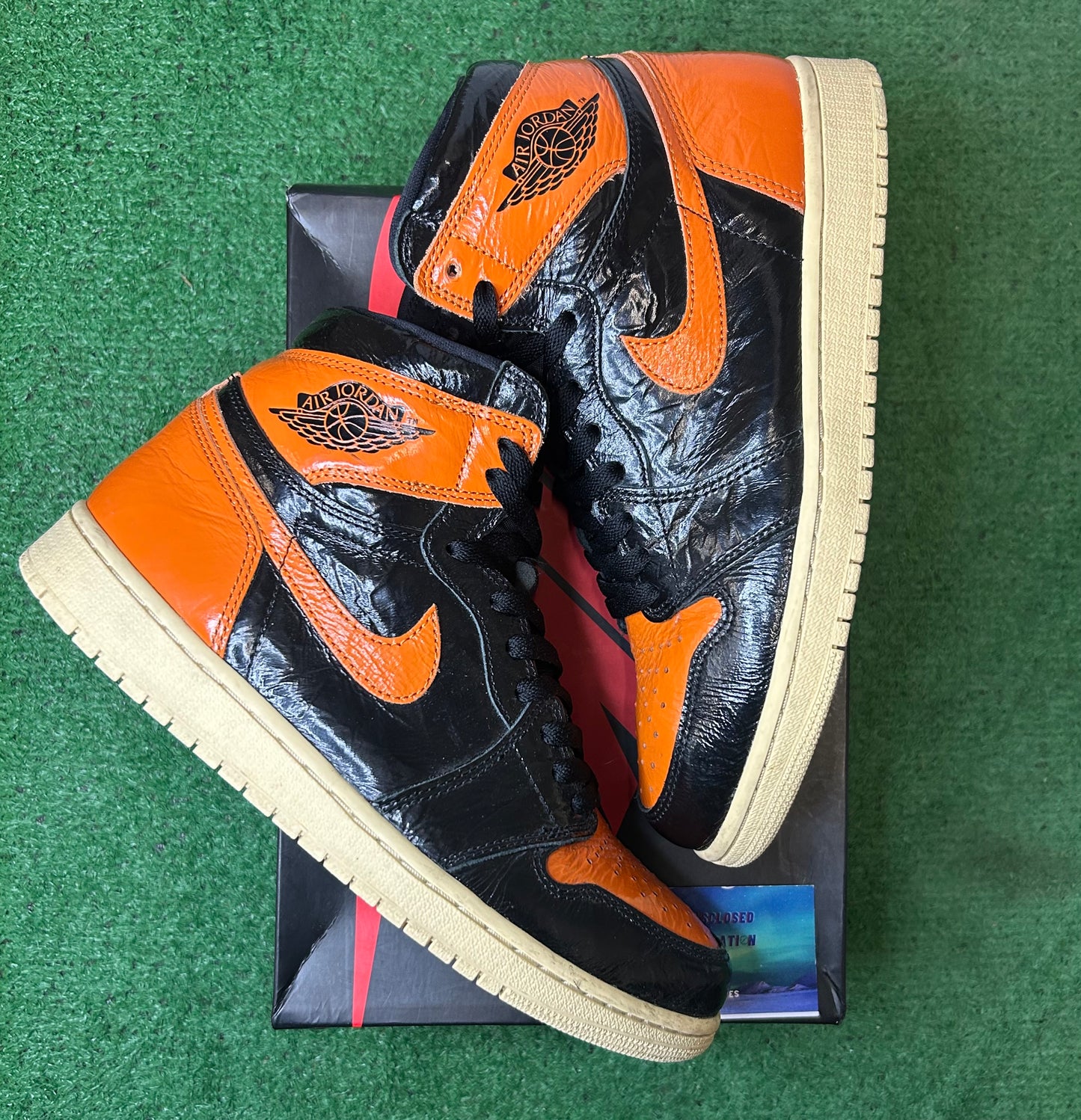 Jordan 1 shattered backboard 3.0 size 9.5men/11women