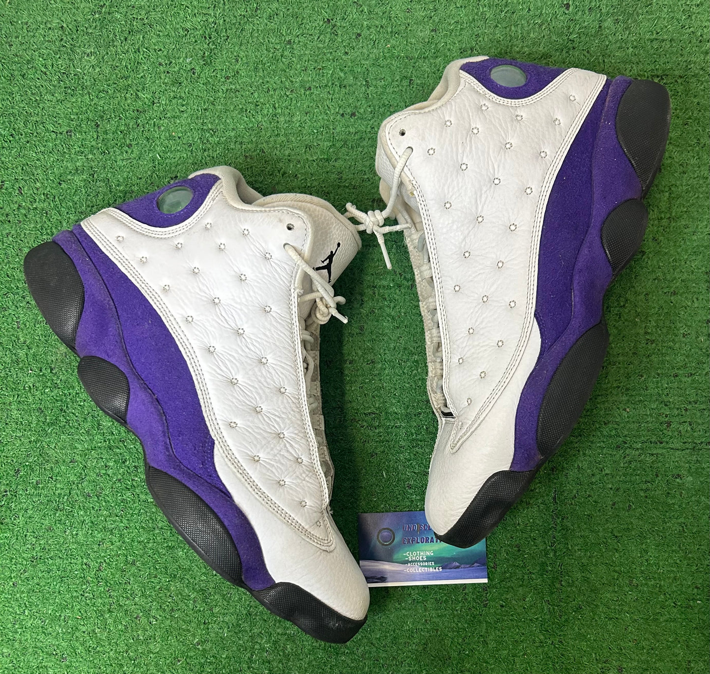 Jordan 13 lakers size 12men/13.5women