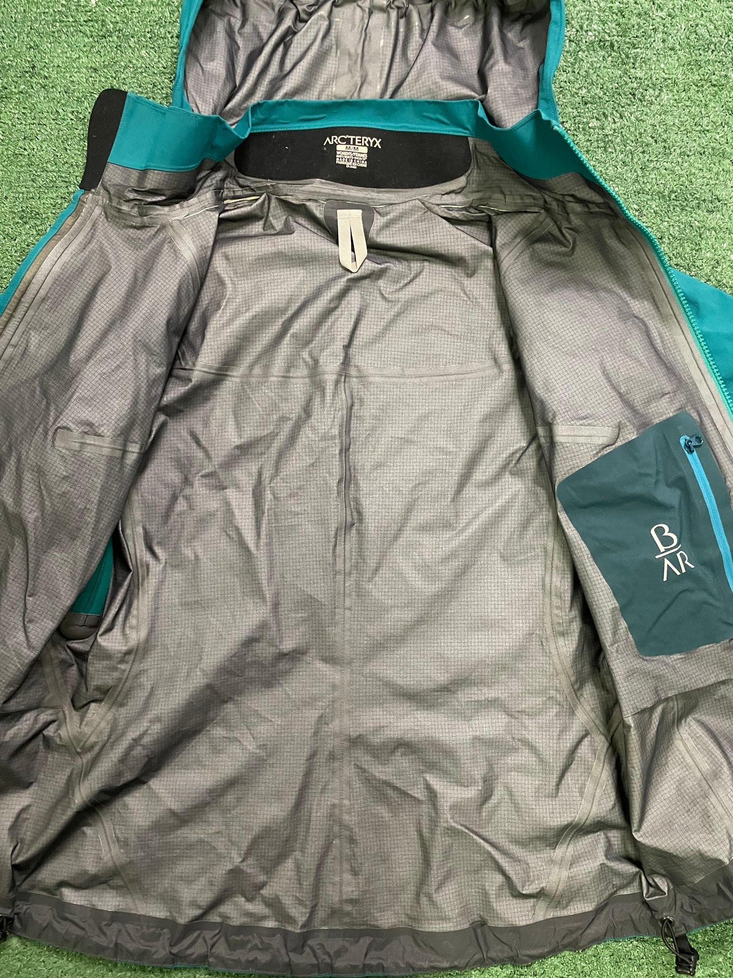Arcteryx beta AR gortex blue jacket