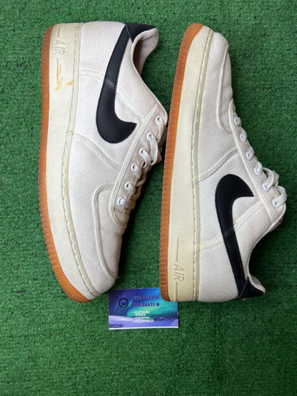 Nike Air Force 1 canvas 2004 size 11.5men/13women