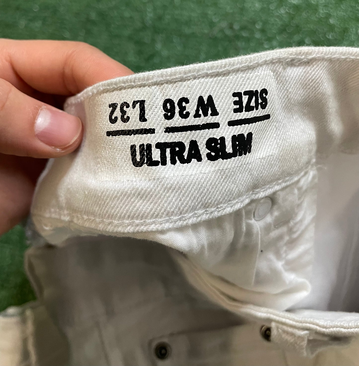 Argonaut  white distressed denim jeans