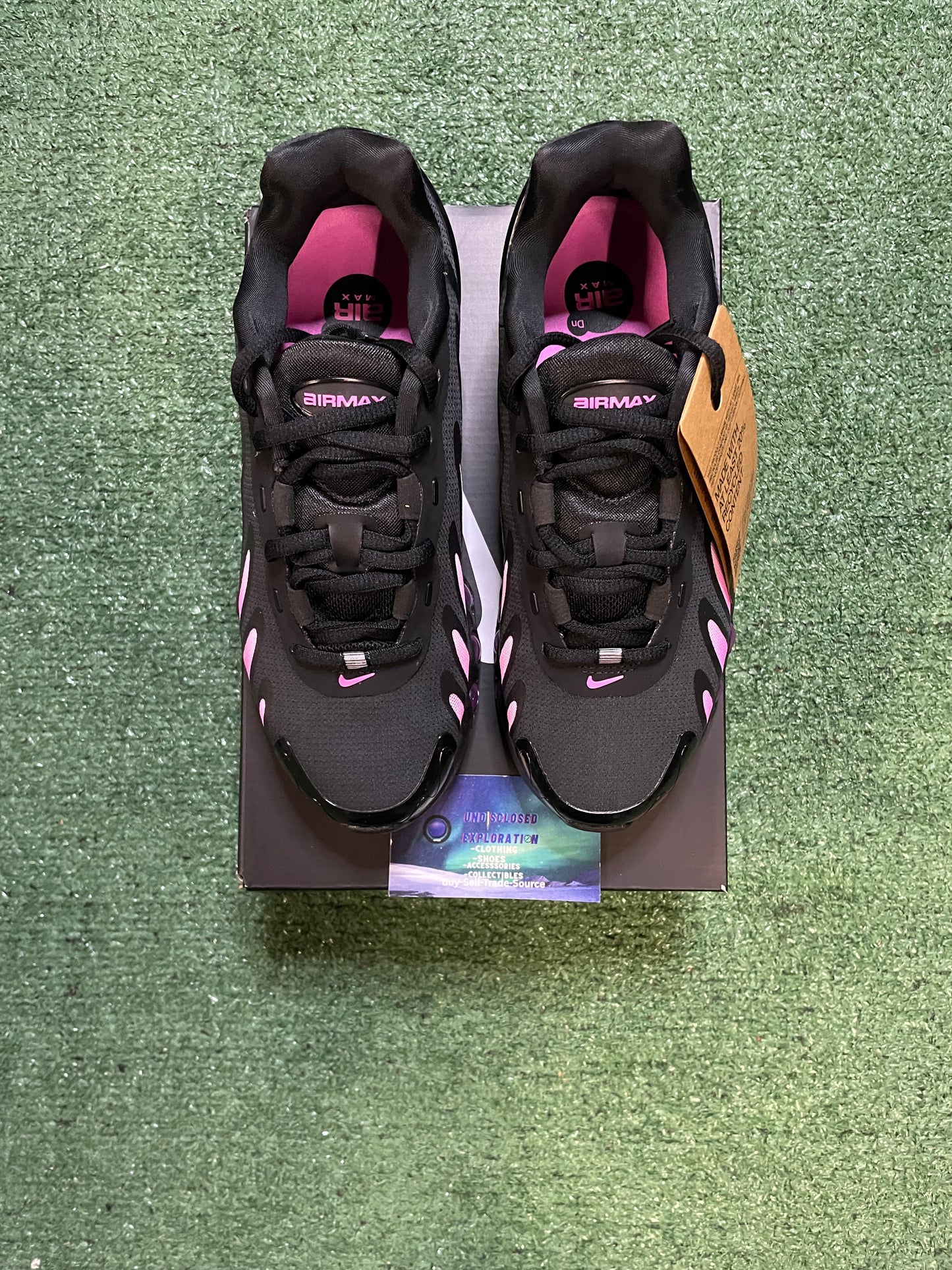 Nike Air Max Dn8 black pink foam