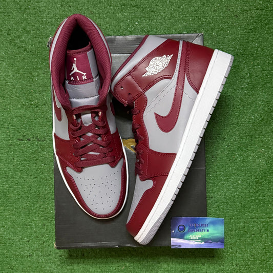 Jordan 1 Mid Cherrywood Red