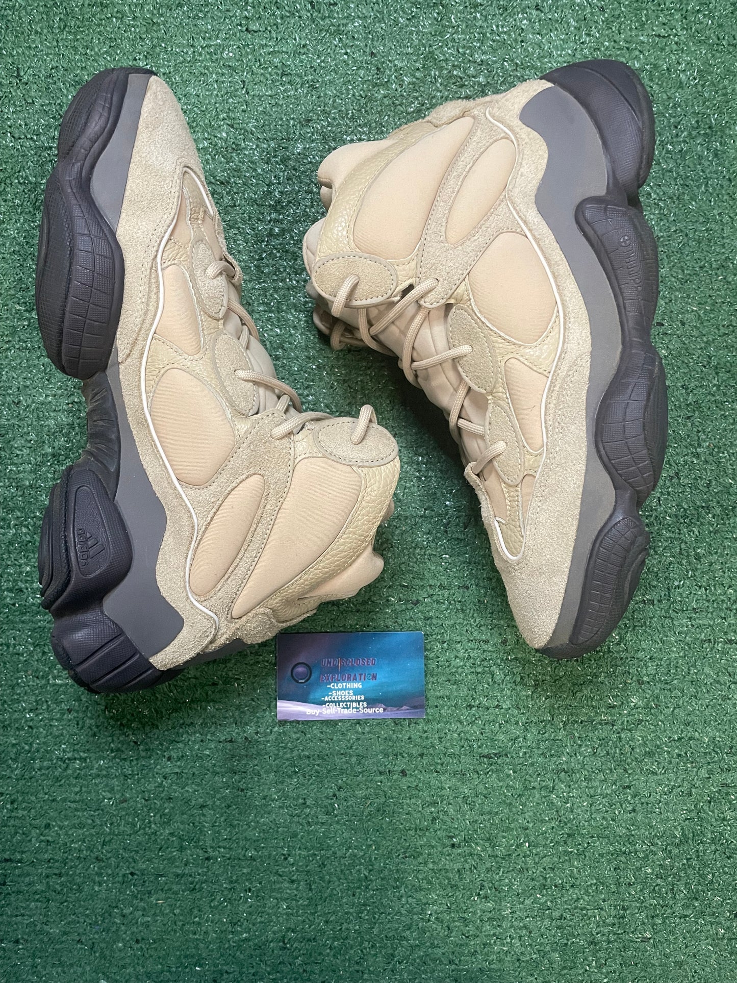 Adidas Yeezy 500 wakaran size 12men/13.5women
