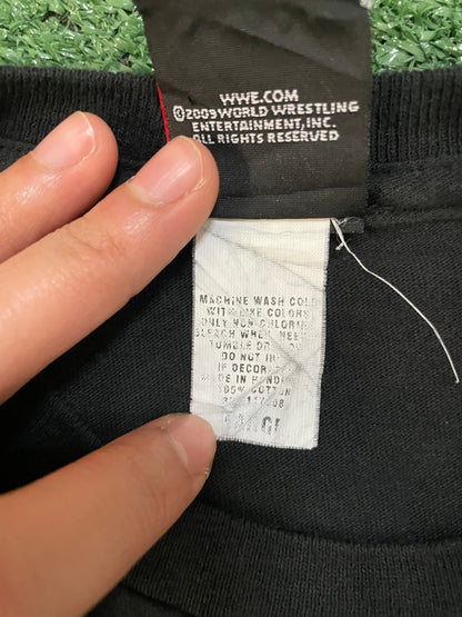 Vintage 2000s WWE smackdown vs raw tee
