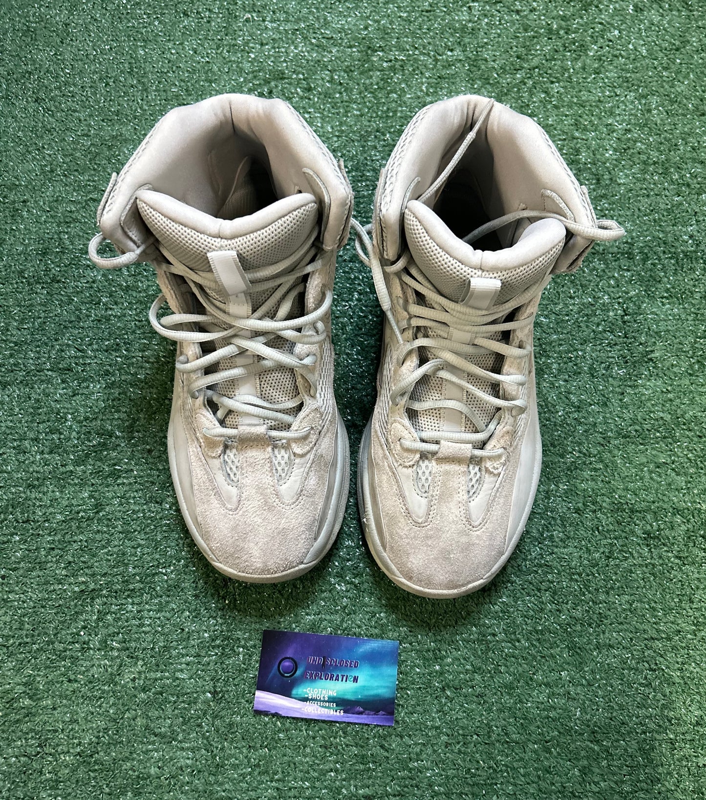 Yeezy desert boot salt size 10.5men/12women