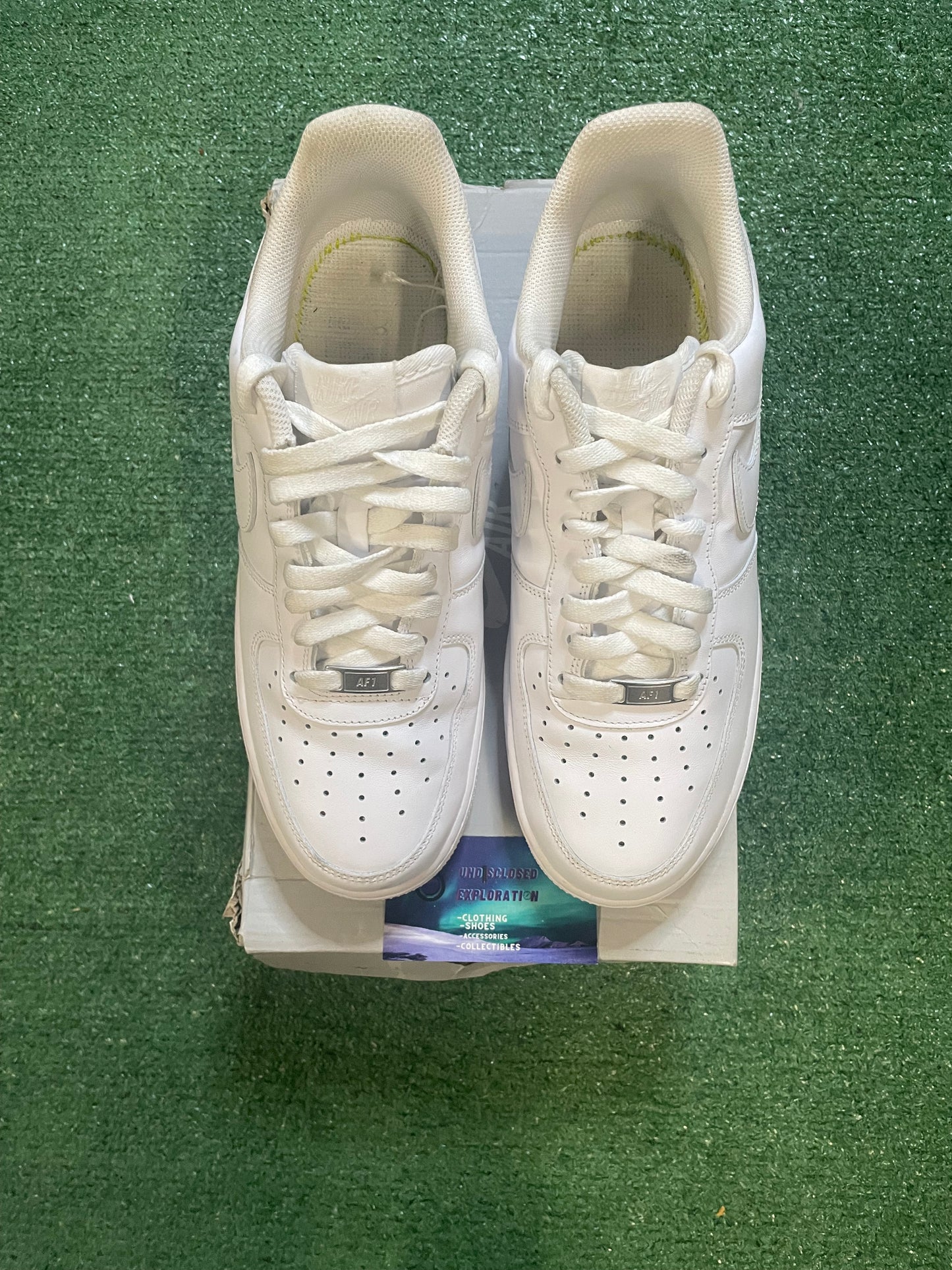 Nike Air Force 1 low triple white size 9men/10.5women