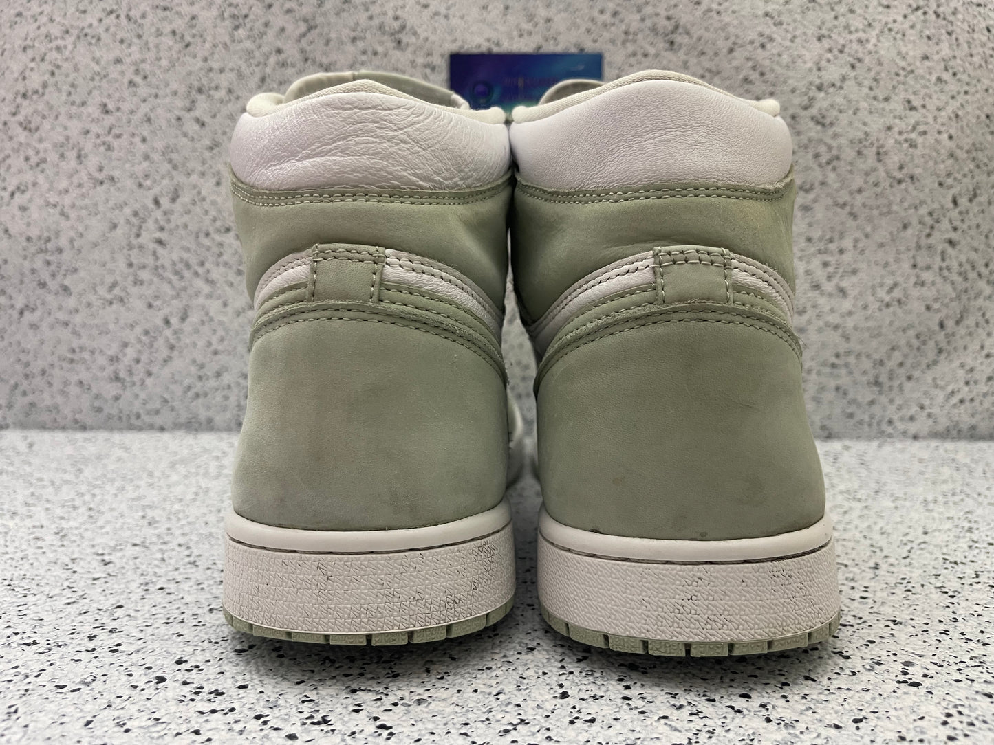 Jordan 1 Seafoam 10.5 Men/12 Women “Preowned”