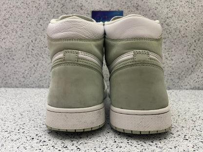 Jordan 1 Seafoam 10.5 Men/12 Women “Preowned”