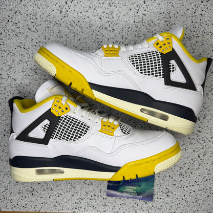Jordan 4 Sulfur 8.5 Men “Preowned”