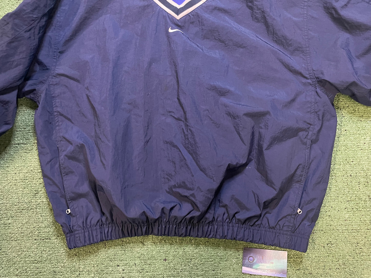 Vintage 1990s Nike navy center swoosh pullover crewneck